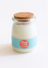 Load image into Gallery viewer, beach read candle