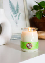 Load image into Gallery viewer, autumn hike candle